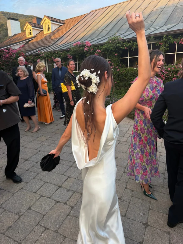 Claudia Sulewski’s Bridal Style: 35 Wedding Dresses & Accessories to Get the Look — photo 2