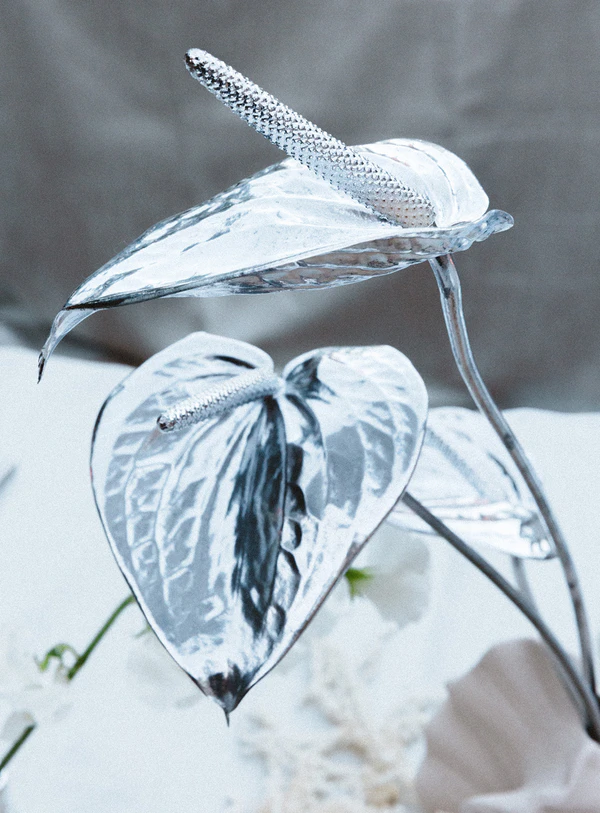 A Dreamlike Siren-Inspired Wedding With Oceanic Details in California