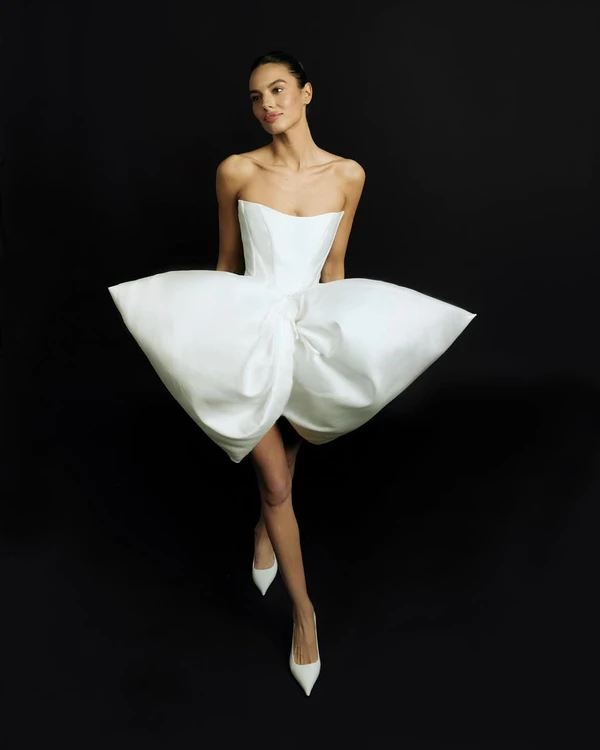 35 Chic Bridal Mini Dresses