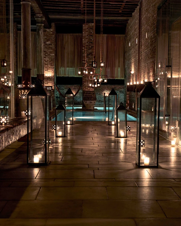 Romantic Spa Retreats in Chicago