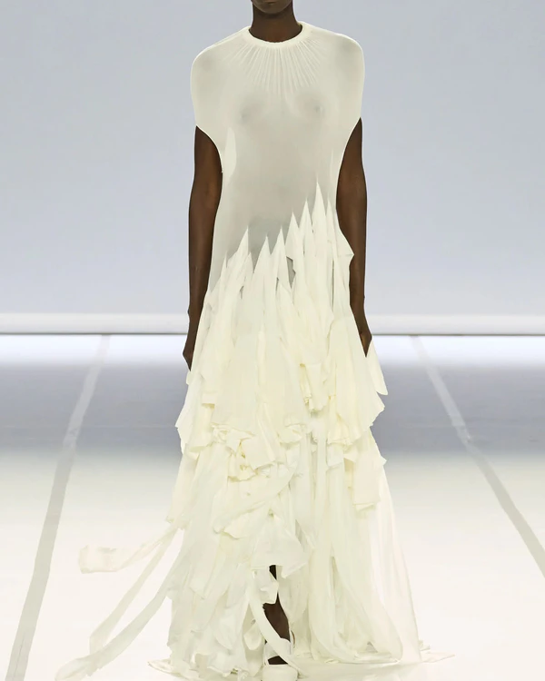 70 Looks from the SS25 RTW Runways for the Fashion Bride