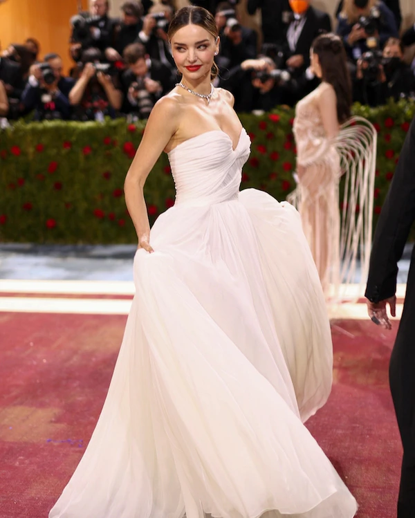 How to Choose a Second Wedding Look?