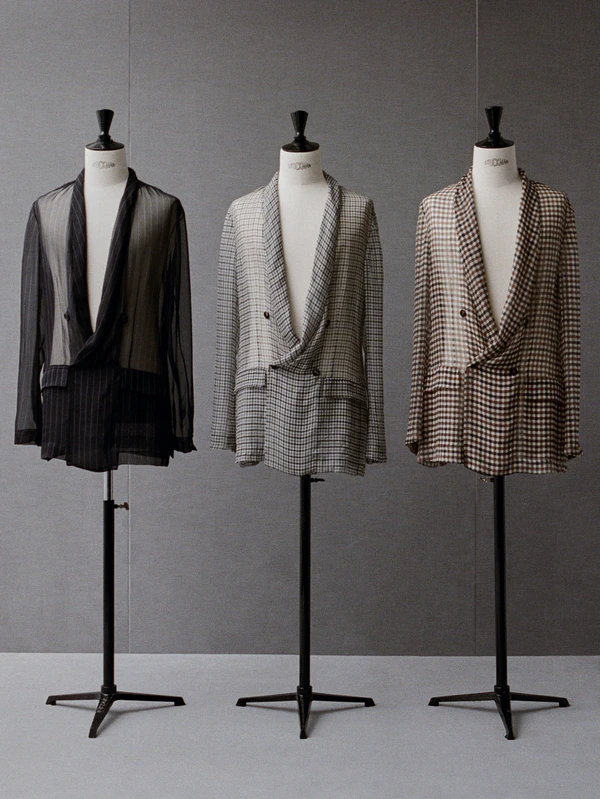 <a href="https://www.instagram.com/p/DaK0SiFCKiO/?hl=en&amp;img_index=7">Dior</a>, Photography: <a href="https://www.instagram.com/davidwilliambaum/?hl=en">David William Baum</a>