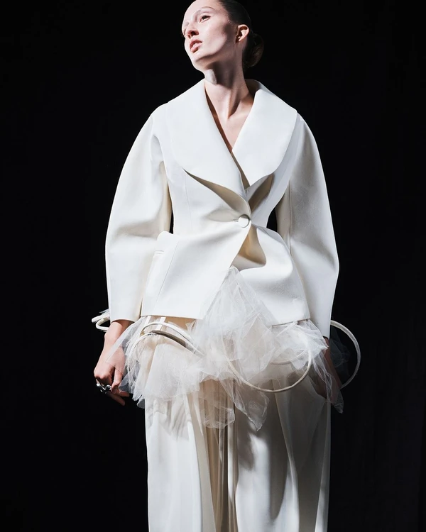70 Looks from the SS25 RTW Runways for the Fashion Bride — photo 1