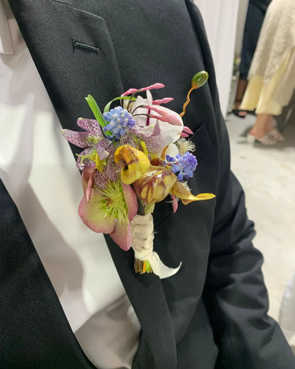 <a href="https://www.instagram.com/p/CrotTP4SoIX/?img_index=2">Souvenir Flowers</a>