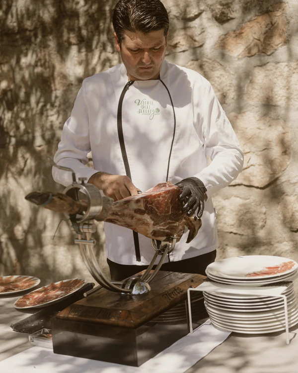 A Playful & Artistic Rural Wedding in Countryside of Madrid