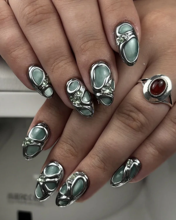 10 Major Nail Trends for 2026