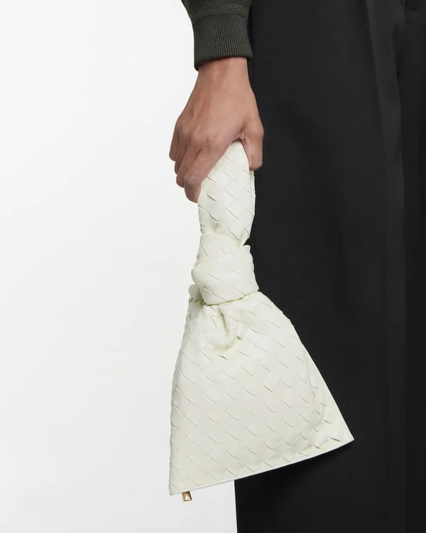 15 Wedding Bags You Will Want to Buy