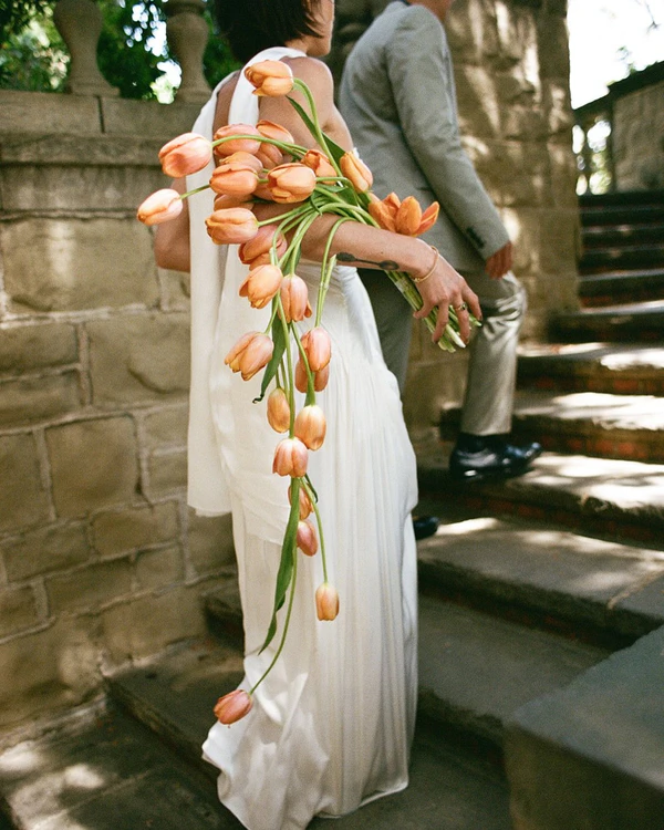<a href="https://www.instagram.com/p/DJj-rngPMRt/?img_index=3">Studio Zarina</a>, Photography: <a href="https://www.instagram.com/catherinemarietaylor.co/">Catherine Marie Taylor</a>