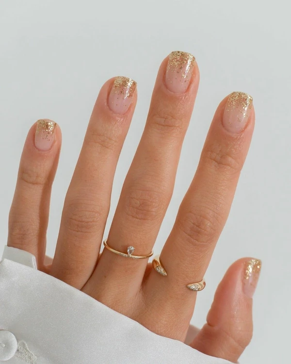 26 French Manicure Ideas You Will Want to Try This Summer