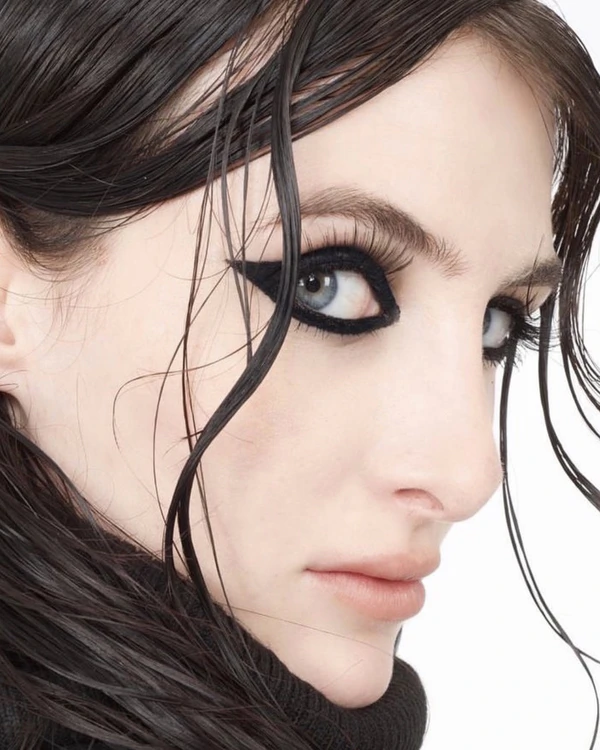 Biggest Eye Makeup Trends to Try For a Bridal Look