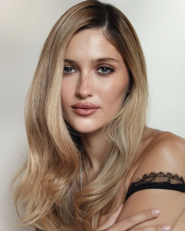 <a href="https://www.instagram.com/p/DObKsOaAnBE/?img_index=1">Kholodova Makeup</a>