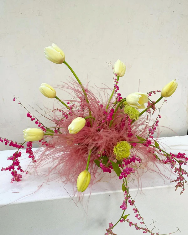 <a href="https://www.instagram.com/p/CzW5BKauKAA/">Calma Floral</a>