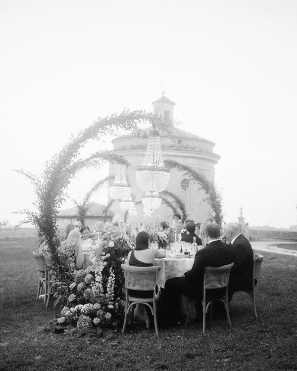 <a href="https://www.instagram.com/thewed/p/DR9_0ITDJ7x/">CheChic! Weddings</a>, Photography: <a href="https://www.instagram.com/alina_smit_photo/">Alina Smit</a>