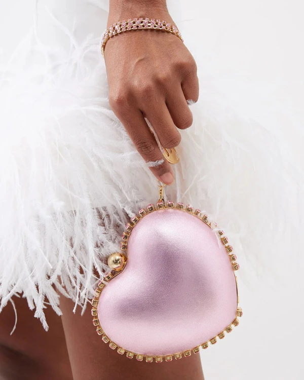 Barbie-Inspired Bachelorette Party: Attire & Accessories for a Fun Celebration