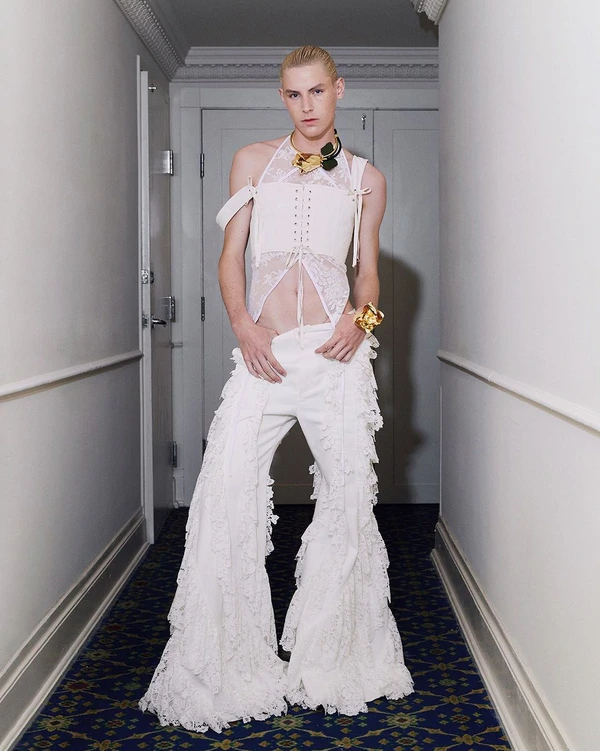 Gender-Neutral Wedding Outfit Ideas