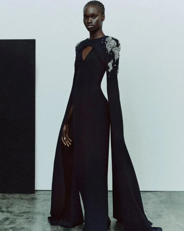 20 Chic Dresses Perfect for a Winter Wedding