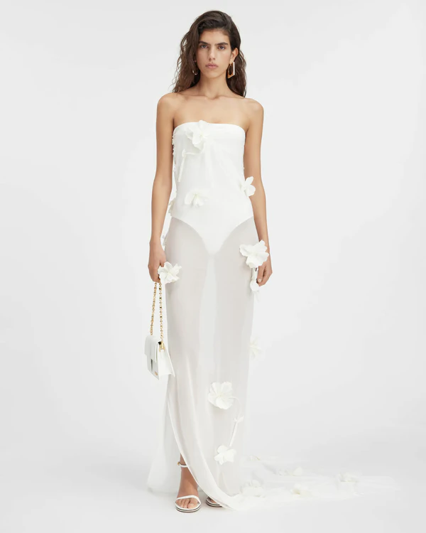 22 Summer Bridal Shower Looks