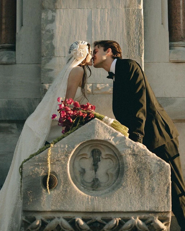7 Reasons to Consider an Elopement
