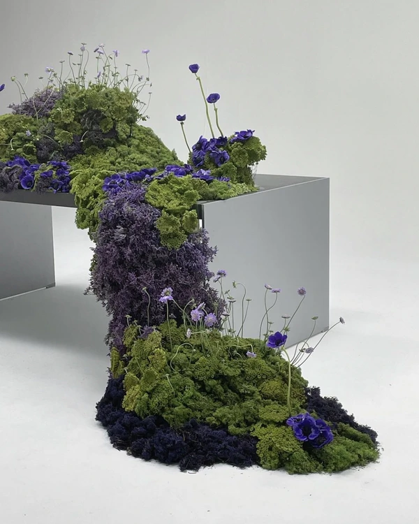 Trend: Overgrown Foliage Installations