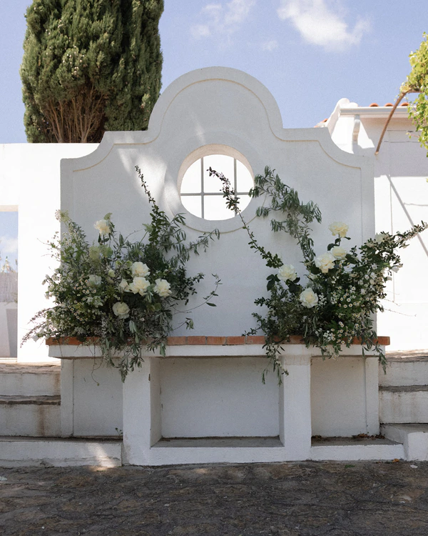 Wedding Editorial Nestled in Portuguese Winelands