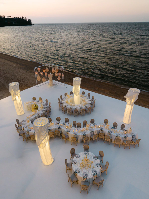 A Sculptural Floral Fantasy at This Intimate Black-Tie Wedding in Phuket