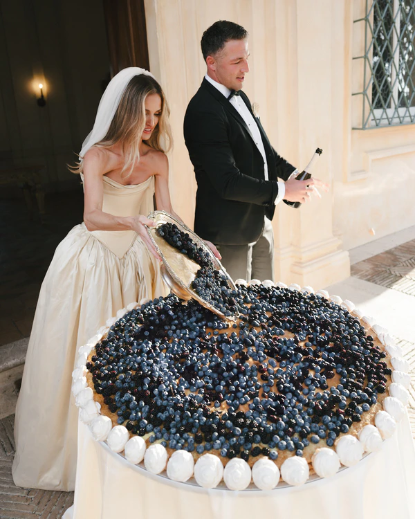 An Elegant & Dreamy Italian Wedding in a Baroque Roman Villa