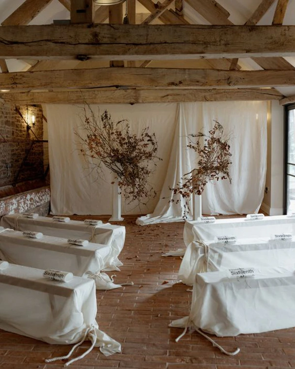 20 Creative Bench Seating Ideas for Your Wedding