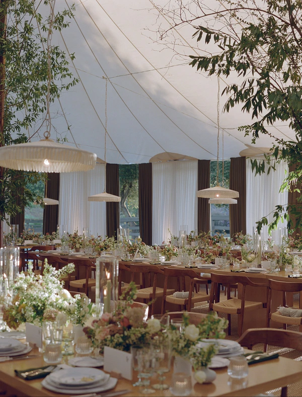 <a href="https://www.instagram.com/alison_events/p/DNqbhfCt58i/?img_index=9">Alison Events</a>, Photography: <a href="https://www.instagram.com/normanandblake/">Norman & Blake</a>