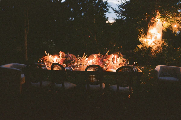 An Authentic Garden Wedding Editorial — photo 5