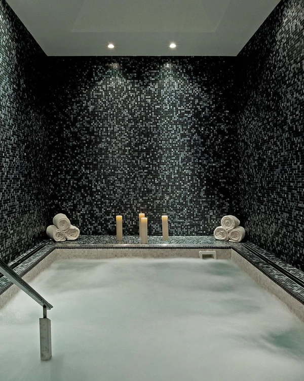 Romantic Spa Retreats in Chicago