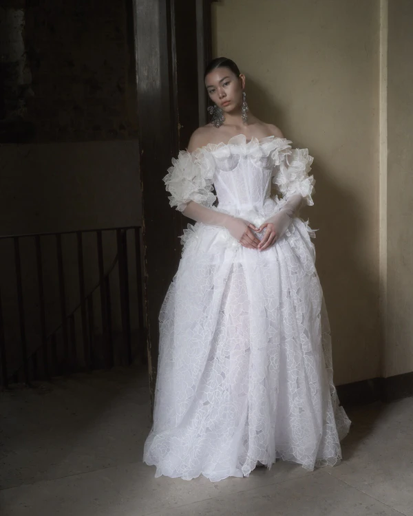 Vivienne Westwood Unveils 2025 Bridal Collections
