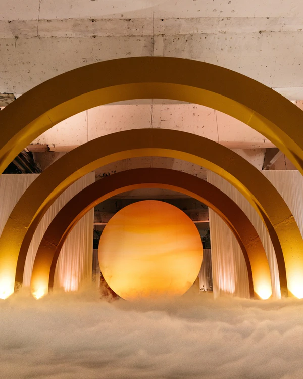 40 Creative Wedding Arch & Backdrop Ideas for an Unforgettable Ceremony — photo 2
