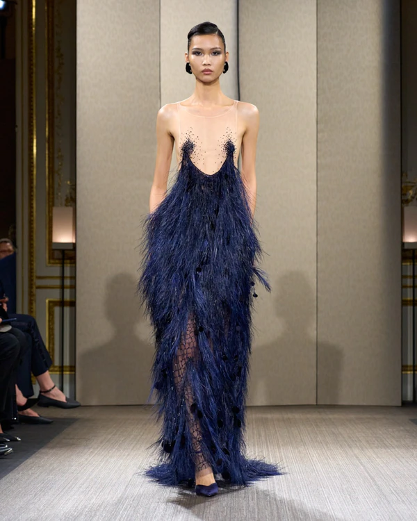 <a href="https://www.instagram.com/p/DakOoCeDlii/?hl=en&amp;img_index=7">Giorgio Armani</a>
