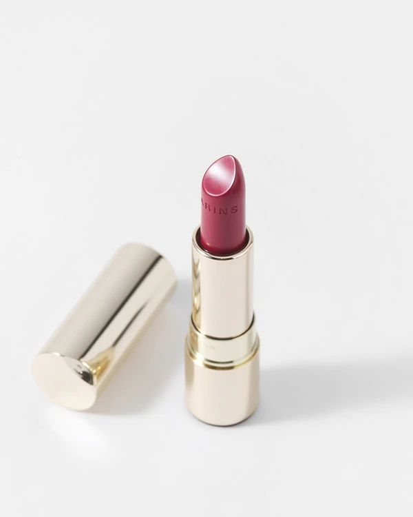 5 Sheer Lipsticks for a Wedding Ceremony
