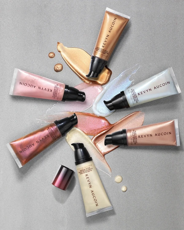 <a href="https://kevynaucoinbeauty.com/products/glass-glow-face?variant=31647677186135&amp;srsltid=AfmBOopWG7YLn6IHCYldN1NVITjOpdt_E8woCgHveb4Wt-7VF9INnuW1">Kevyn Aucoin</a>