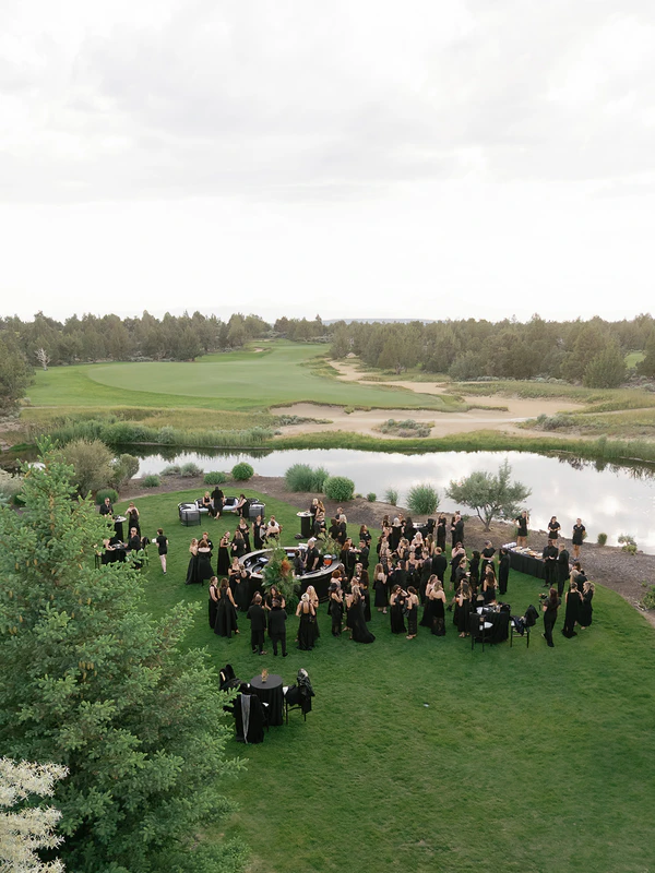 Anni Graham, wedding photographers in Oregon, USA — portfolio photo 10