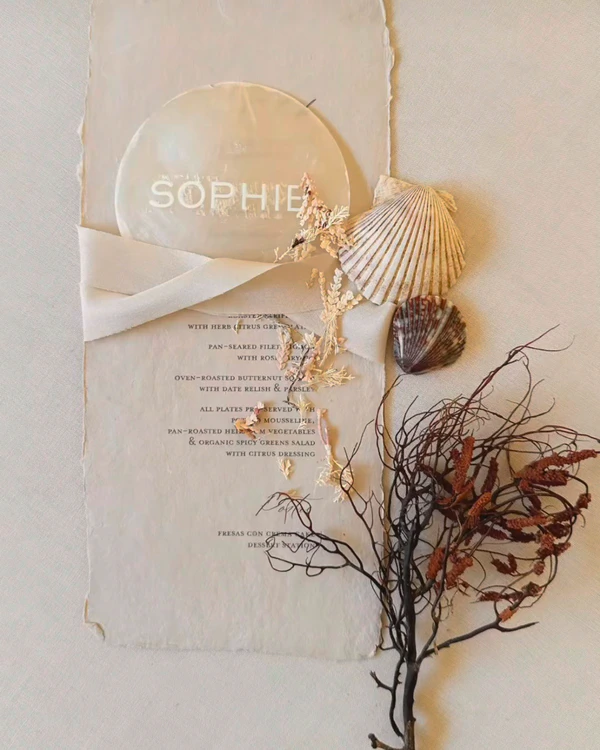 30 Creative Place Card Ideas for Summer Weddings & Events