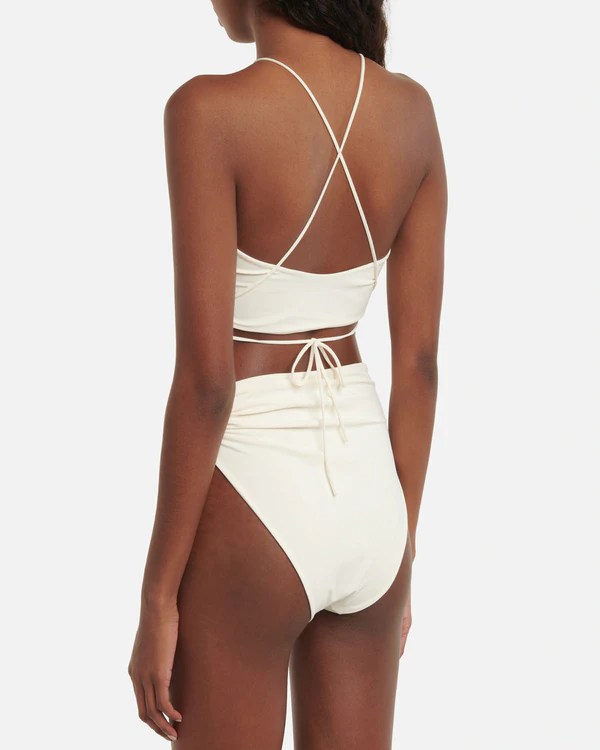 Trendy Swimsuits For a Honeymoon Trip