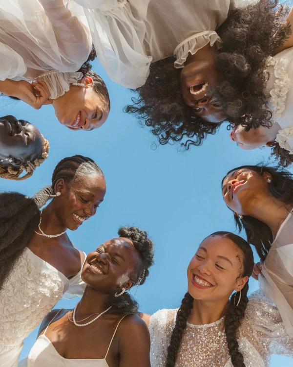 50 Must-Save Group Portrait Ideas