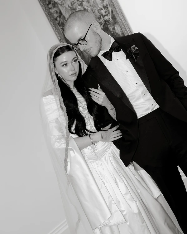 An Opulent & Darkly Romantic Renaissance-Inspired Wedding