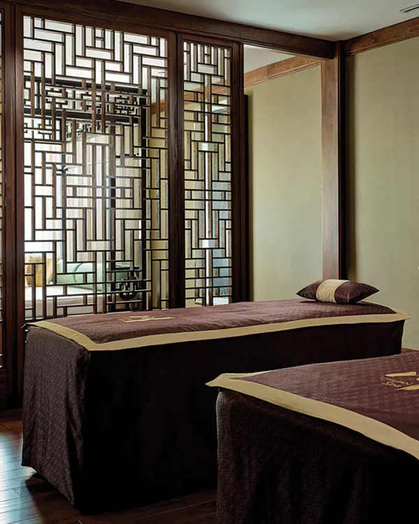 11 Beauty Clinics in Los Angeles that Brides Trust for Glowing, Wedding-Ready Skin