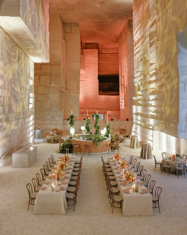 <a href="https://www.instagram.com/carrieresdeslumieres/?hl=en">Carrières des Lumières</a>, Photography: <a href="https://www.instagram.com/gregfinck/p/DcbOUSOjDoG/?hl=en">Greg Finck</a>