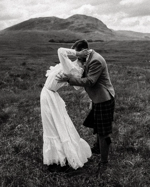 100 Hard Questions Every Couple Should Answer Before Getting Married — photo 1