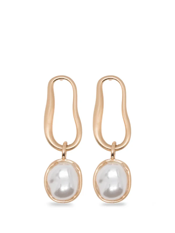 <a href="https://www.farfetch.com/shopping/women/cult-gaia-vera-drop-earrings-item-32274781.aspx">CULT GAIA Earrings</a> from Farfetch, $233