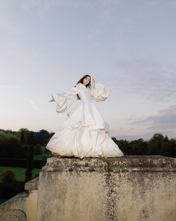 A Couple’s Guide to Wedding Photography Contracts: Image Rights, Timelines & Must-Knows