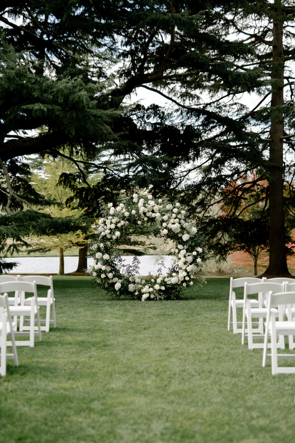 Timeless Elegance and Modern Flair: Charming Bendooley Estate Wedding