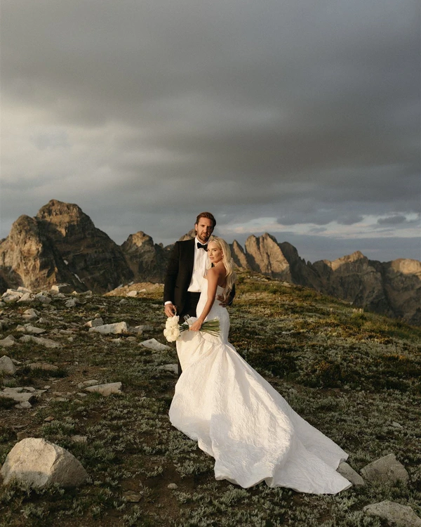 Micro-Wedding in the Middle of Nowhere — photo 2