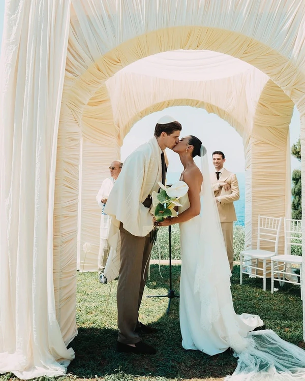 Photography: <em><a href="https://www.instagram.com/mattgodkinweddings/?hl=en" target="_blank" rel="noopener noreferrer">Matt Godkin</a></em>