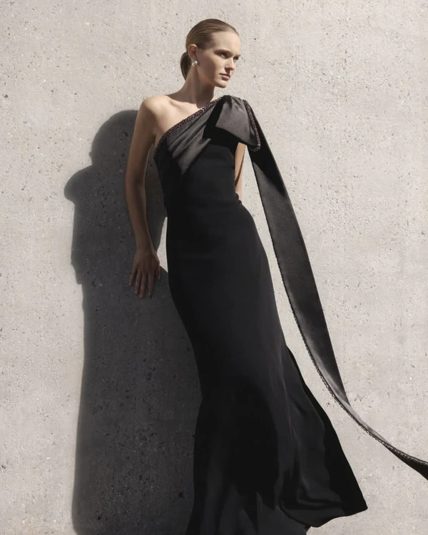 30 Party Dresses to Steal the Spotlight This Festive Season